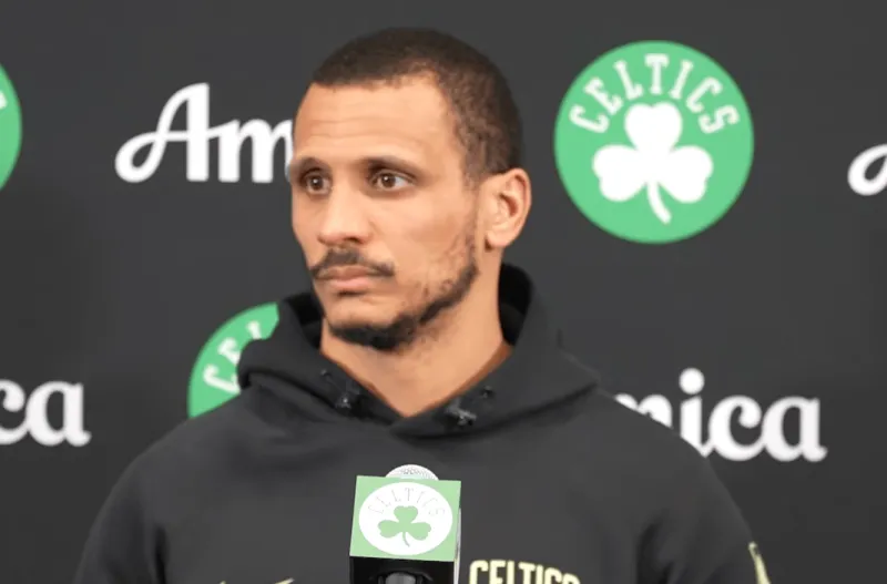 球速体育链接-马祖拉采访全文：球员们在防守端很努力，这带动我们的进攻